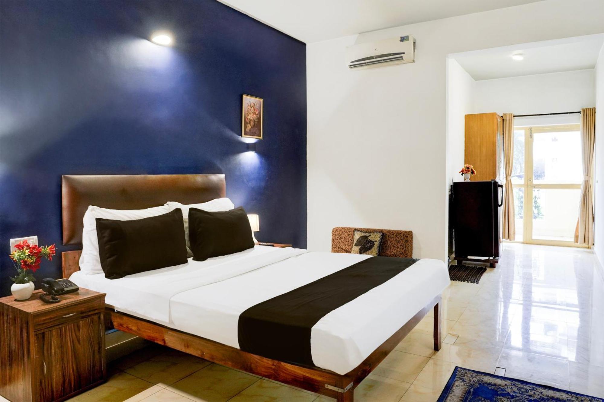 Super Townhouse Candolim Kültér fotó